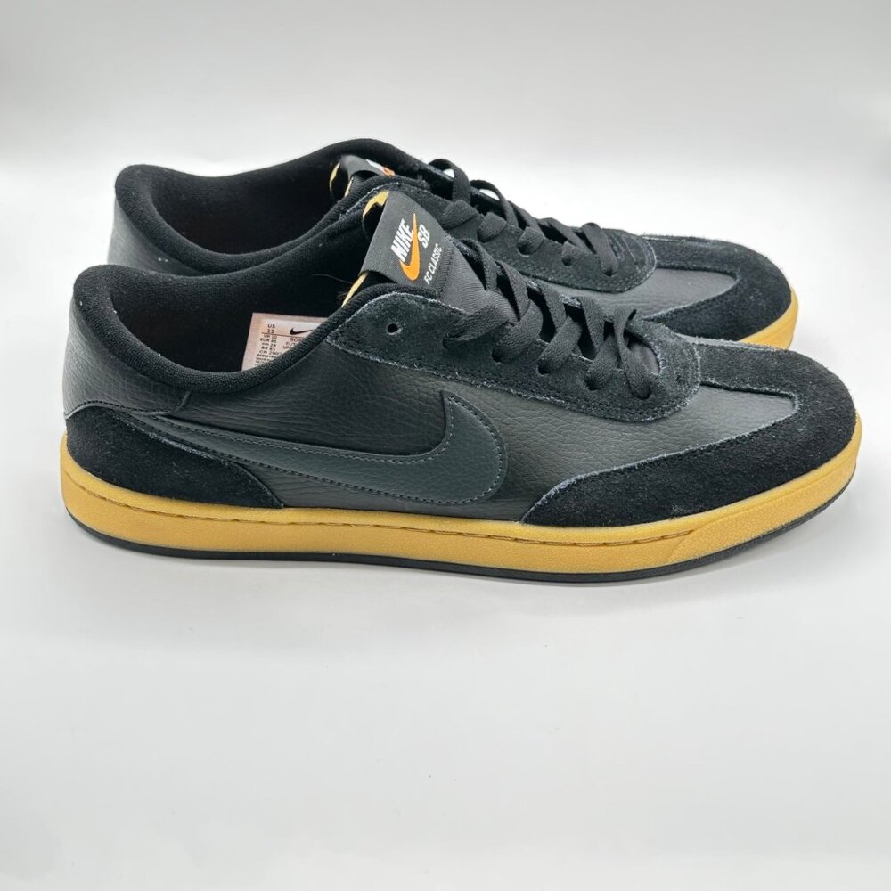 Nike SB FC Classic Black Vivid Orange Anthracite 909096-008 Men's Size 11 - Picture 2 of 9